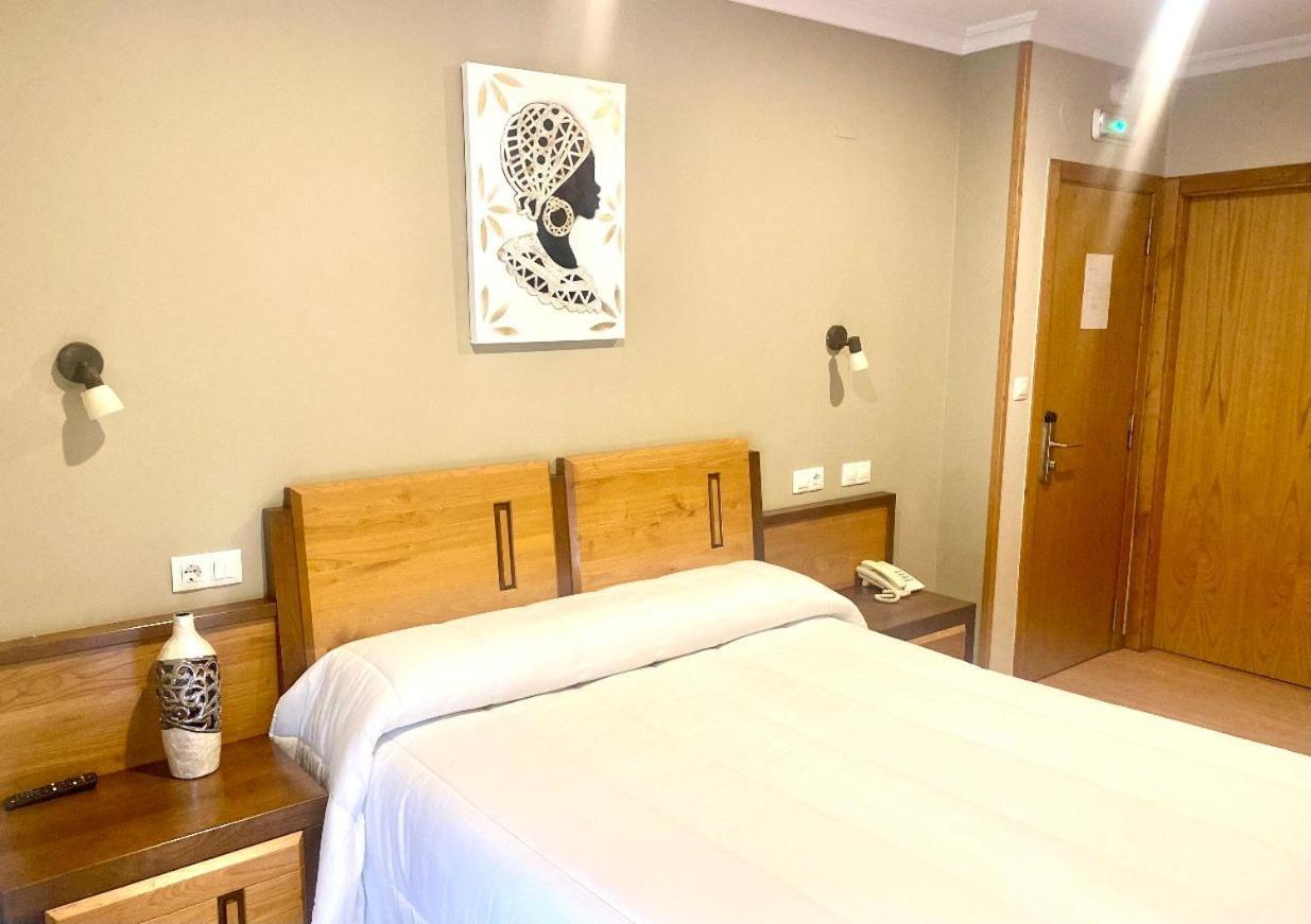 Burela Hotel Spa Galatea מראה חיצוני תמונה