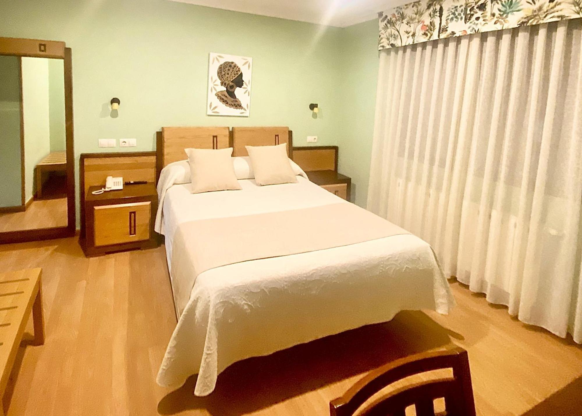 Burela Hotel Spa Galatea מראה חיצוני תמונה